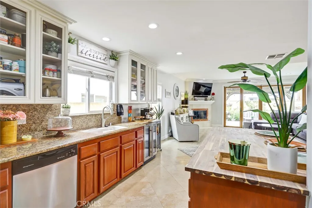 22921 Adolph Avenue, Torrance, California 90505 home-pic-18